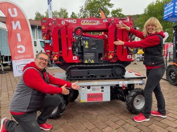 Live from Germany: Compact power meets precision lifting! 

🚀 Our Minitrucks Robotics are the perfect match for UNIC Cranes—bringing mobility and versatility...